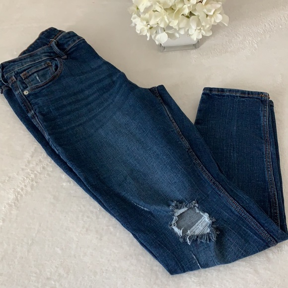 Old Navy Denim - Old Navy Rockstar Super Skinny Ripped Jeans Size14